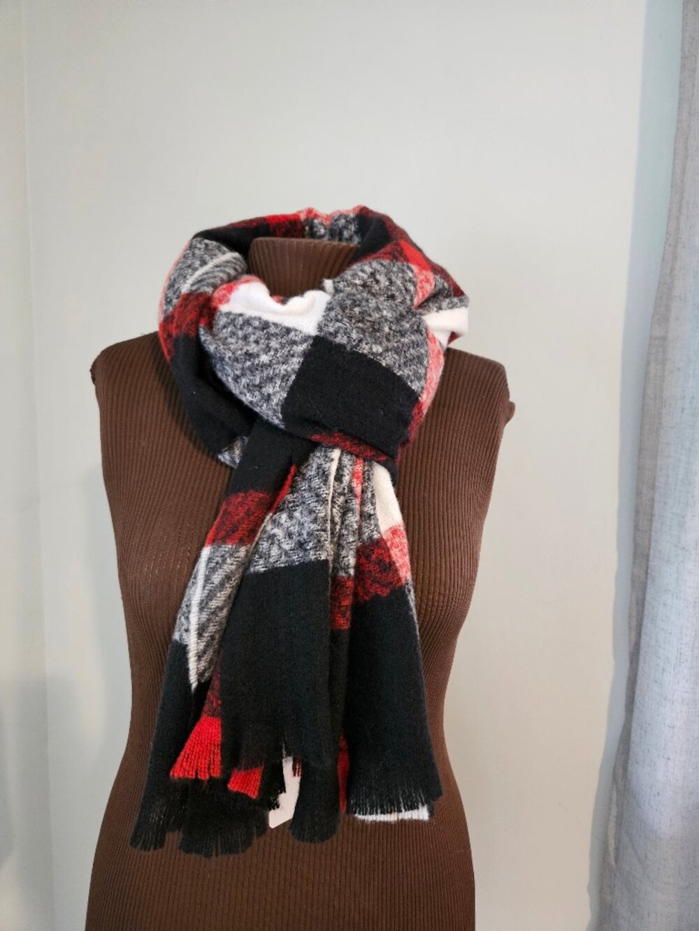 NWT LOF (Love of Fashion) Black/Red/White Plaid Scarf/Wrap, Super Soft!